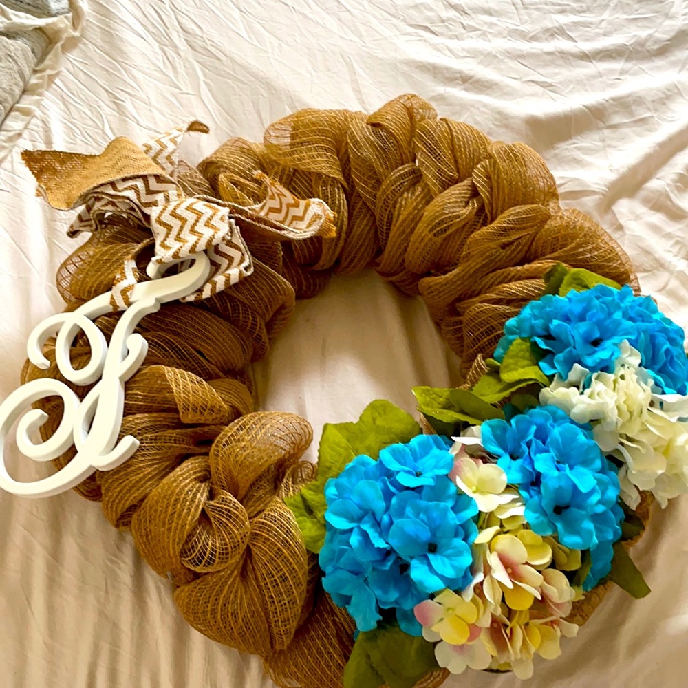 Burlap wreath